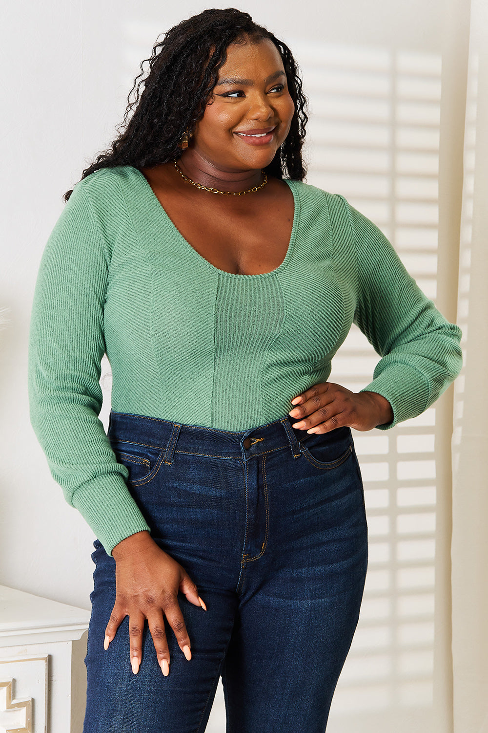 Scoop Neck Mid Green Elegance Top