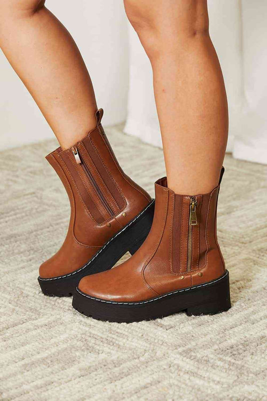 Forever Link Side Zip Platform Boots in Chestnut